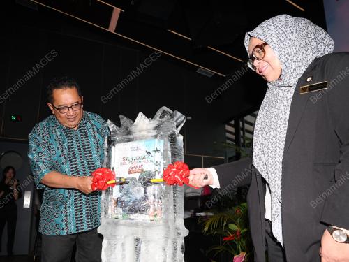 MOHD ROSLAN ABDULLAH