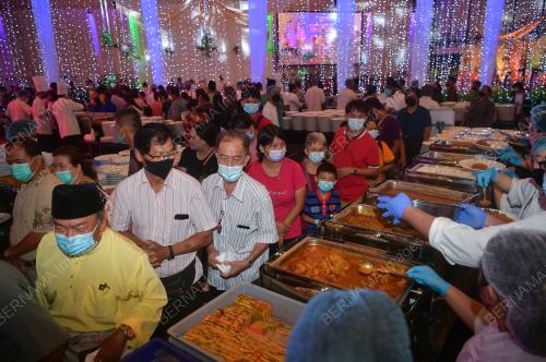 RUMAH TERBUKA AIDILFITRI YANG DI-PERTUA NEGERI SARAWAK