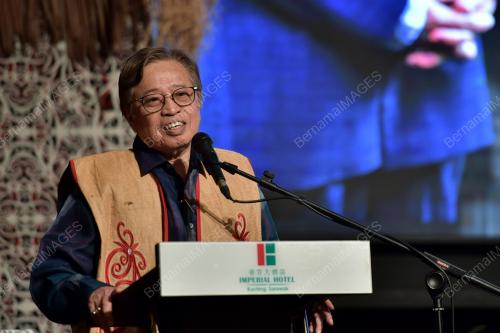 TAN SRI ABANG JOHARI TUN OPENG