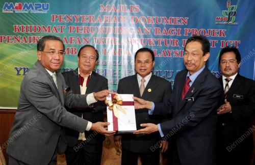 SK02_02082013_NAIK_TARAF