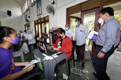 DATUK SERI NANCY SHUKRI
