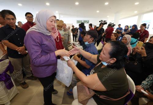 DATUK SERI NANCY SHUKRI