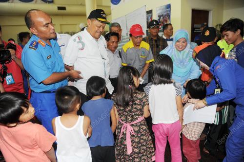 SK02_03012016_PUSAT_BANJIR