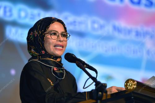 DATUK SERI DR NORAINI AHMAD
