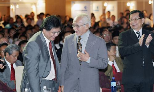 ABDUL TAIB MAHMUD