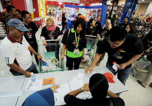 SK02_04112012_SUBSIDI_HUNT