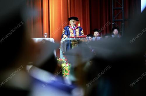 TAN SRI ABANG JOHARI TUN OPENG
