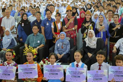 DATUK SERI NANCY SHUKRI