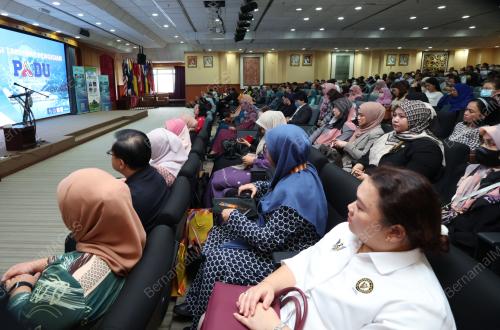 DAYANG ROZANA ABANG HASSAN