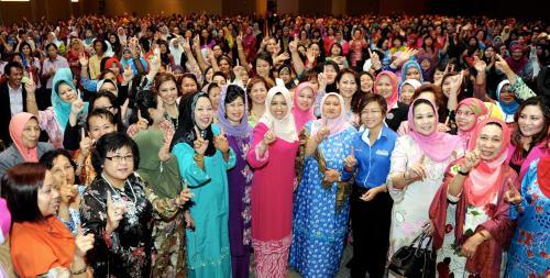 SK02_05022013_WANITA