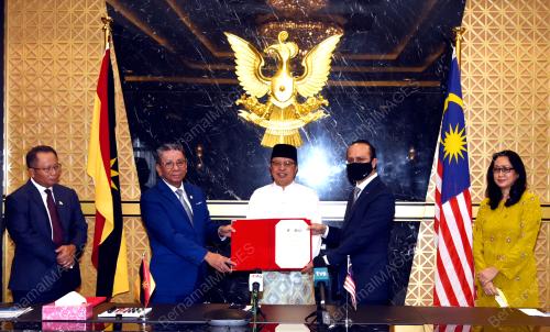 DATUK PATINGGI ABANG JOHARI TUN OPENG