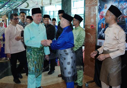 DATUK SERI FADILLAH YUSOF