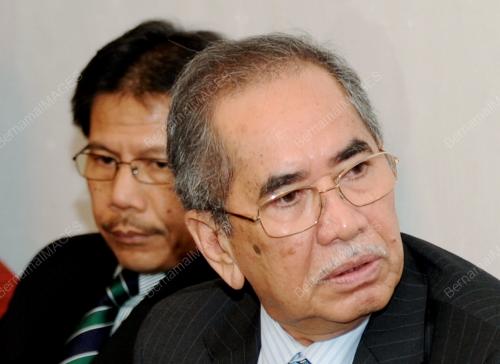 DATUK DR WAN JUNAIDI TUANKU JAAFAR