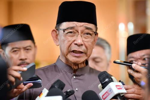 DATUK SERI ABDUL KARIM RAHMAN HAMZAH