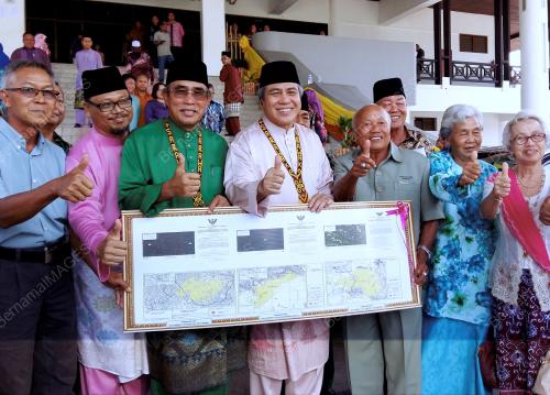 SK02_06082015_AWANG_TENGAH_TANAH