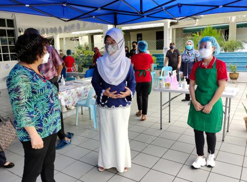 DATUK SERI FATIMAH ABDULLAH