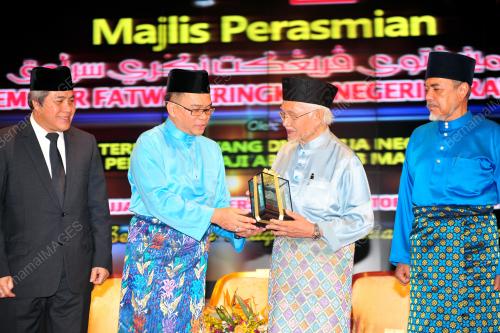 SK02_06102015_FATWA