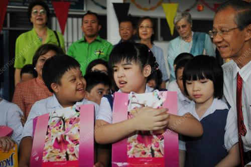 SK02_06102016_SEKOLAH_KHAS