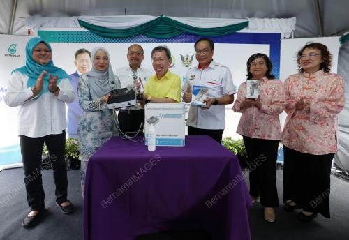 DATUK AMAR DR SIM KUI HIAN