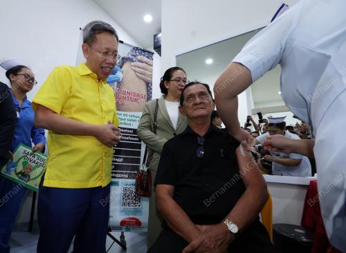 DATUK AMAR DR SIM KUI HIAN