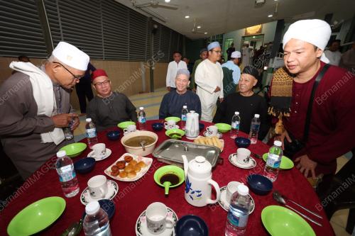 DATUK SERI FADILLAH YUSOF