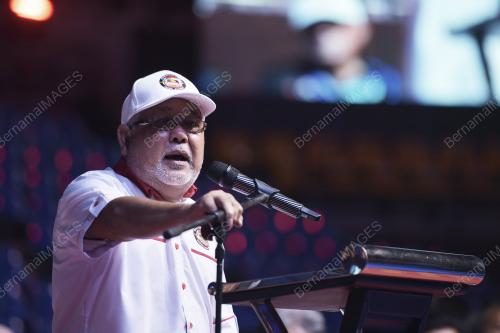 KEJOHANAN TINJU TERBUKA SARAWAK