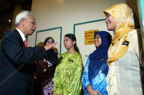 SHAHRIR ABDUL SAMAD