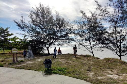 PANTAI TUSAN