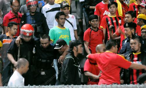 SK02_08042012_POLIS_FRU