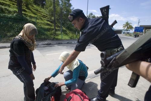 POLIS_BENDERA