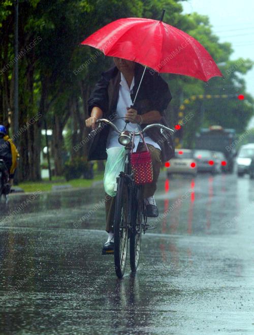 HUJAN_MONSUN