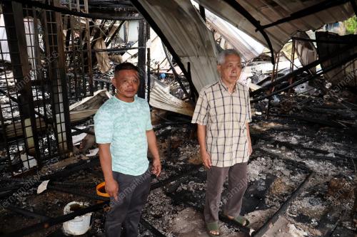 KEBAKARAN RUMAH