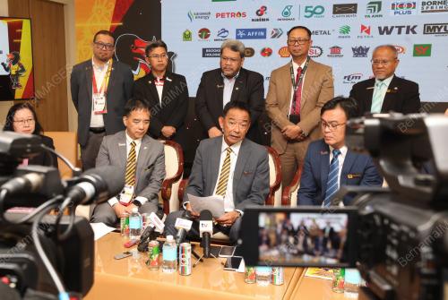 DATUK SERI ABDUL KARIM RAHMAN HAMZAH