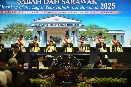 TUN TENGKU MAIMUN TUAN MAT