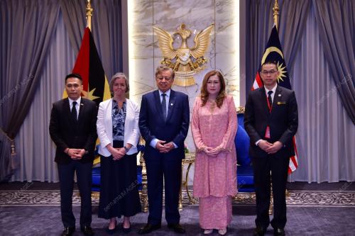 TAN SRI ABANG JOHARI TUN OPENG