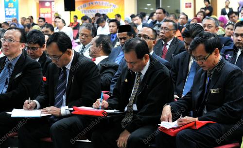 SK02_10042012_PERHIMPUNAN