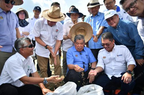 DATUK SERI MOHAMAD SABU