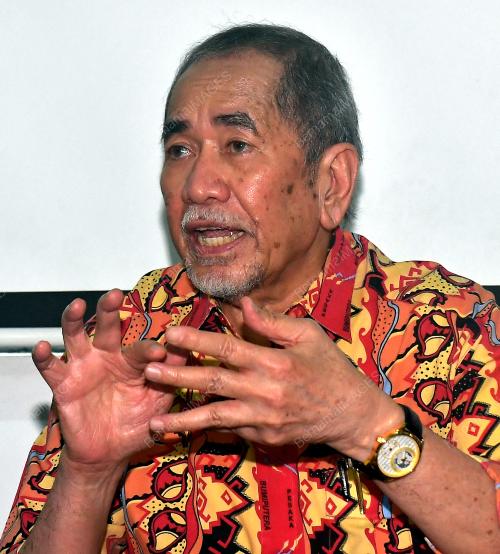 DATUK SERI DR WAN JUNAIDI TUANKU JAAFAR