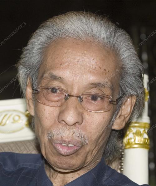 DR HASSAN AHMAD