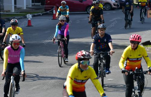 HARI SUKAN NEGARA SARAWAK