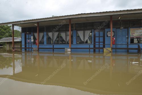 SK02_11022018_BANJIR
