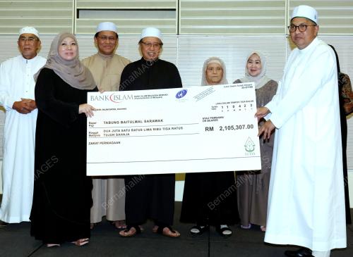 TAN SRI ABANG JOHARI TUN OPENG