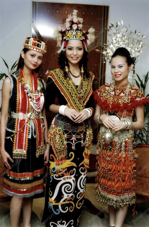 PERAYAAN GAWAI DAYAK