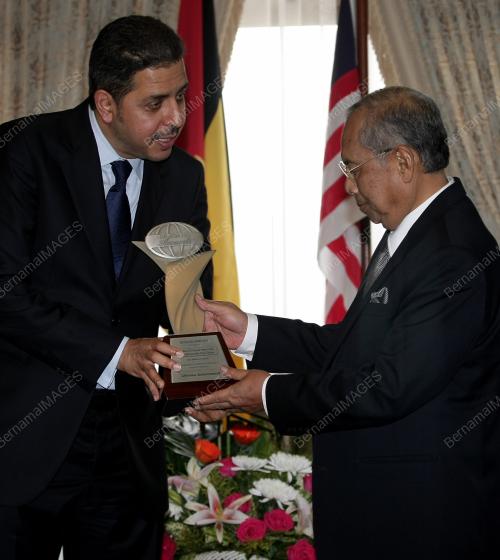 SK02_11062014_ADENAN