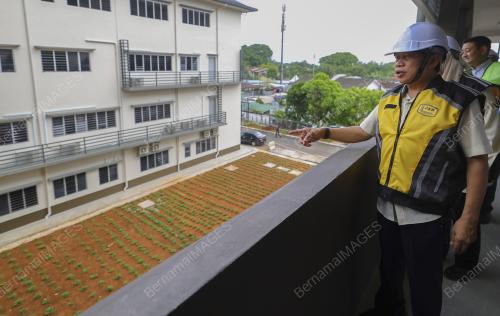 DATUK SERI AHMAD MASLAN