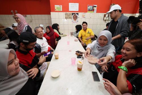 DATUK SERI FADILLAH YUSOF