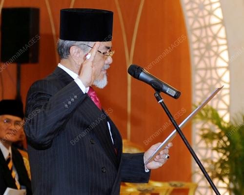 SK02_12112012_WATIKAH