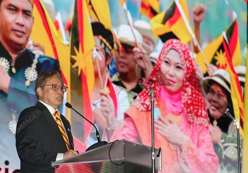 TAN SRI ABANG JOHARI TUN OPENG