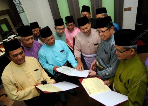 SK02_13032015_WATIKAH