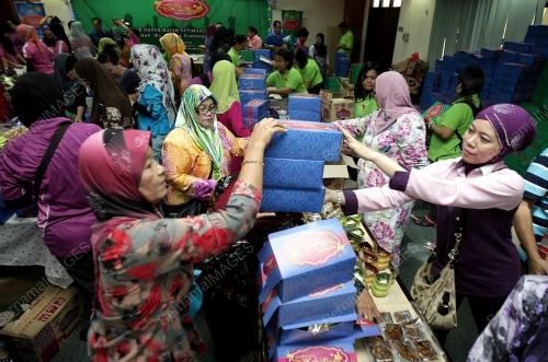 SK02_13072014_KUIH_RAYA